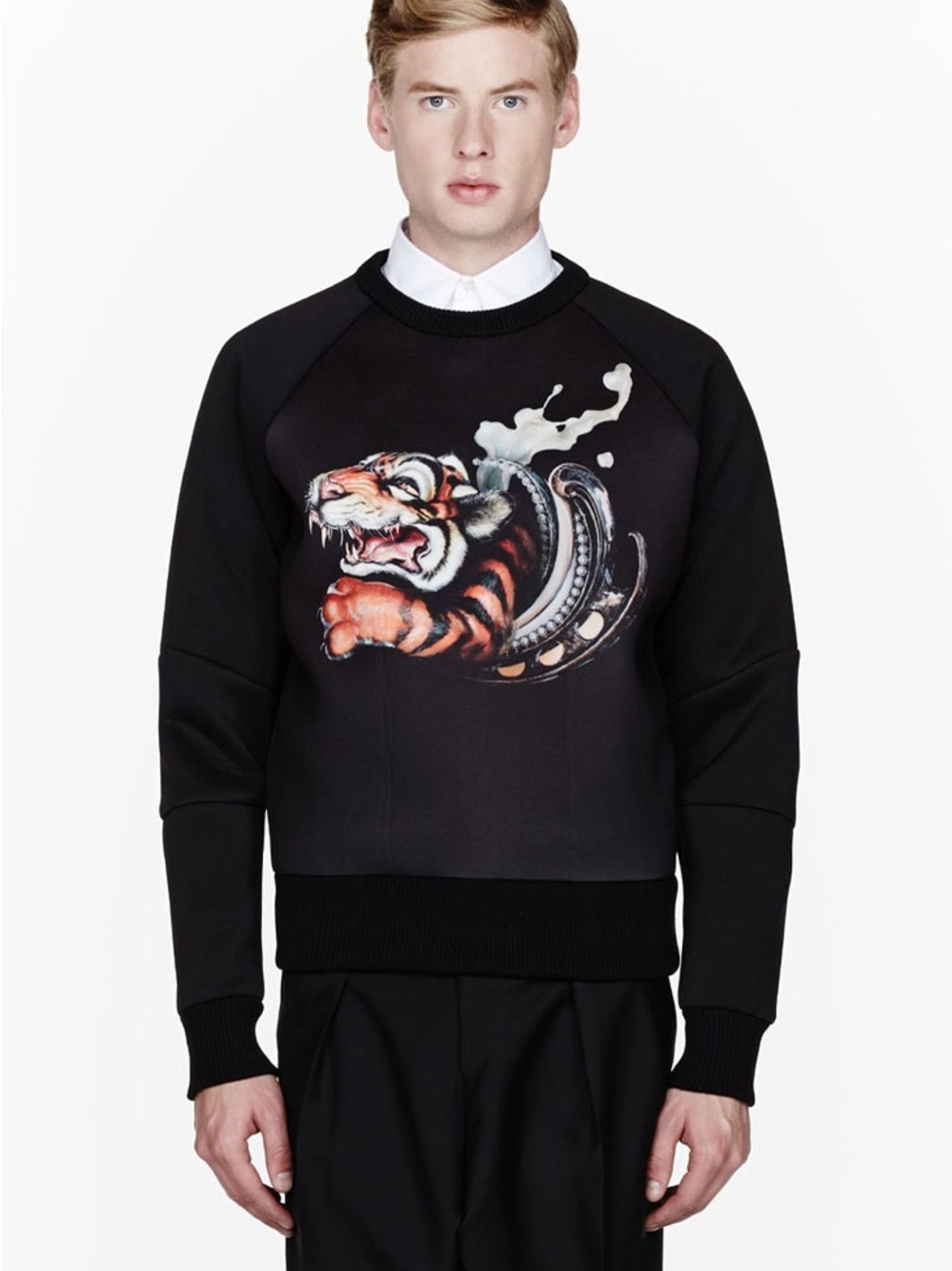 Juun.J Black Crewneck Sweater with Tiger Graphic